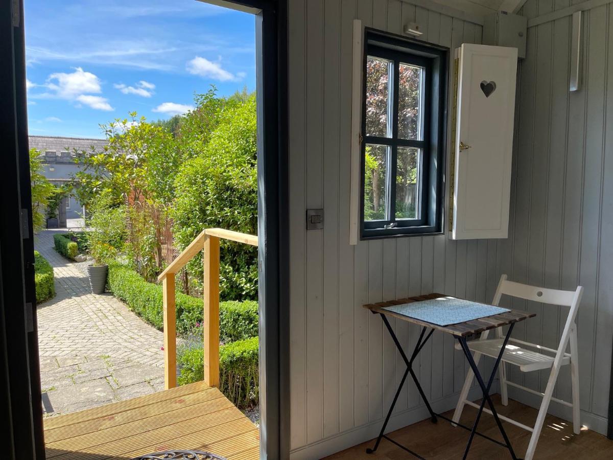 Lilac Hut Shepherds Hut 킬케니 외부 사진